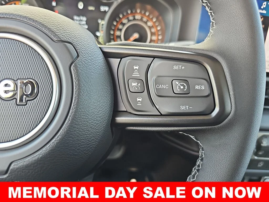 2025 Jeep Gladiator Mojave - Photo 17