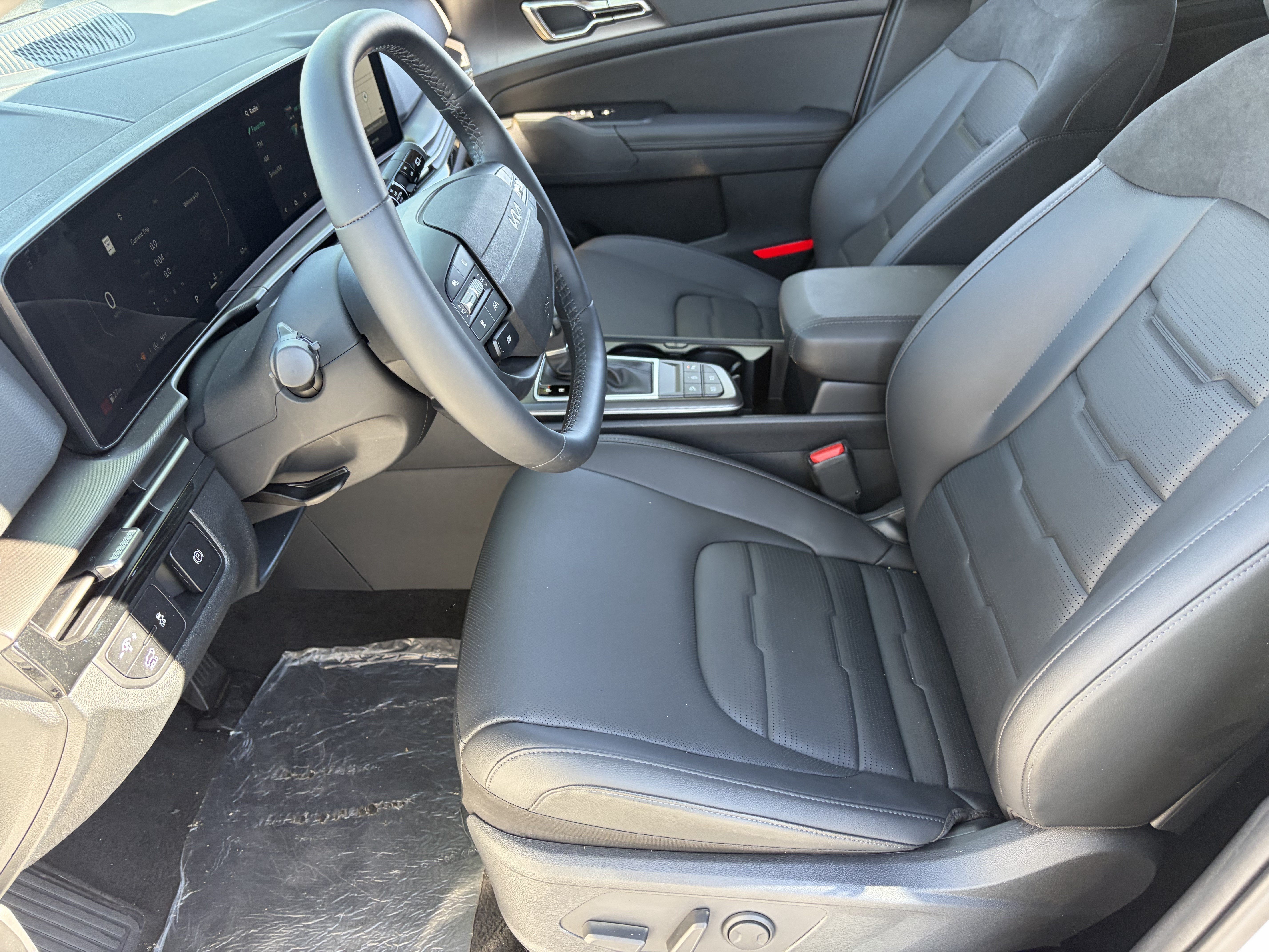New 2026 Glacial White Pearl Kia SX Prestige image 17
