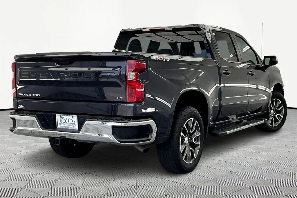 Certified 2024 Chevrolet Silverado 1500 LT with VIN 3GCPDKEK3RG189583 for sale in Kansas City