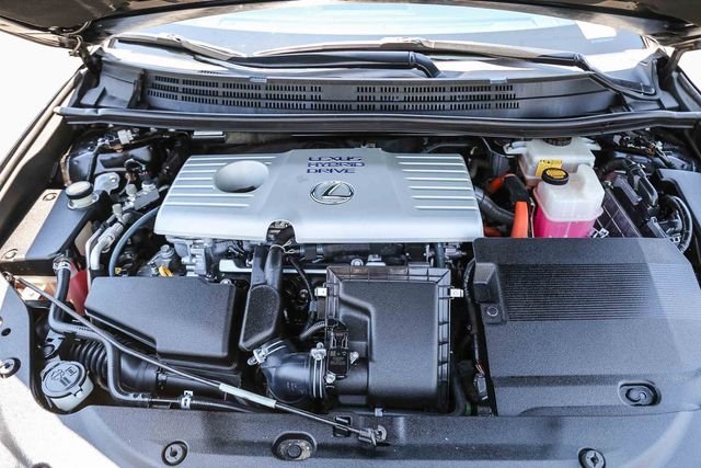 Used 2013 Black Lexus 200h image 32