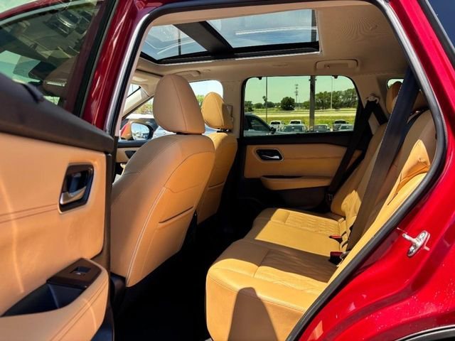Used 2023 Red Nissan Platinum Intelligent AWD image 10