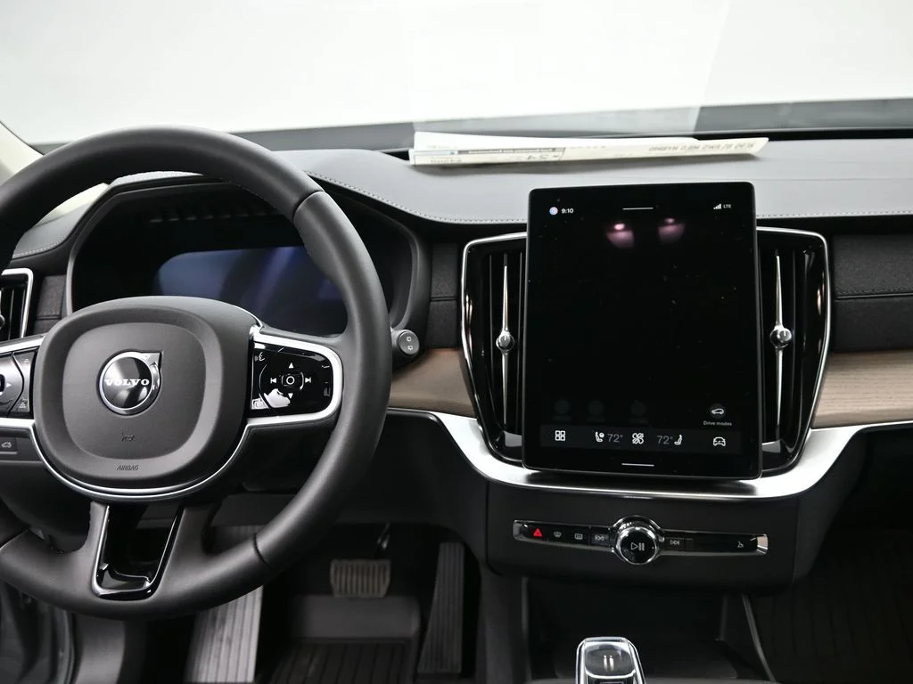 New 2026 Vapour Grey Volvo Core image 24