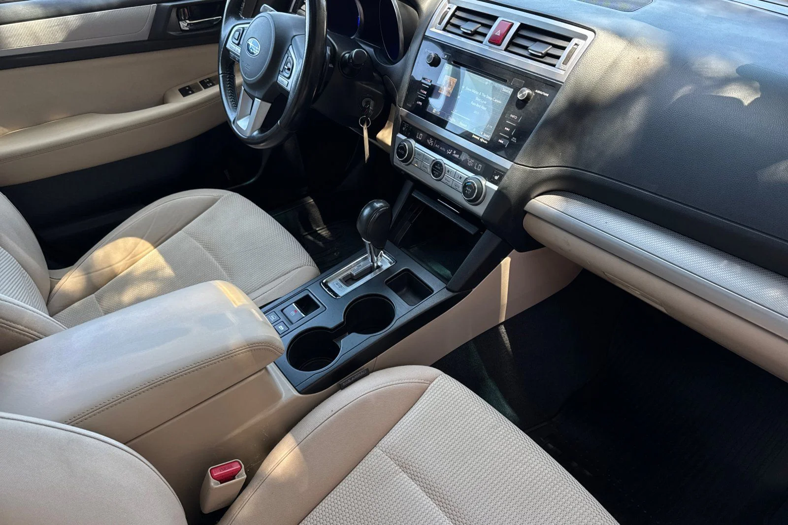 Used 2016 Wilderness Green Metallic Subaru 2.5i Premium image 10