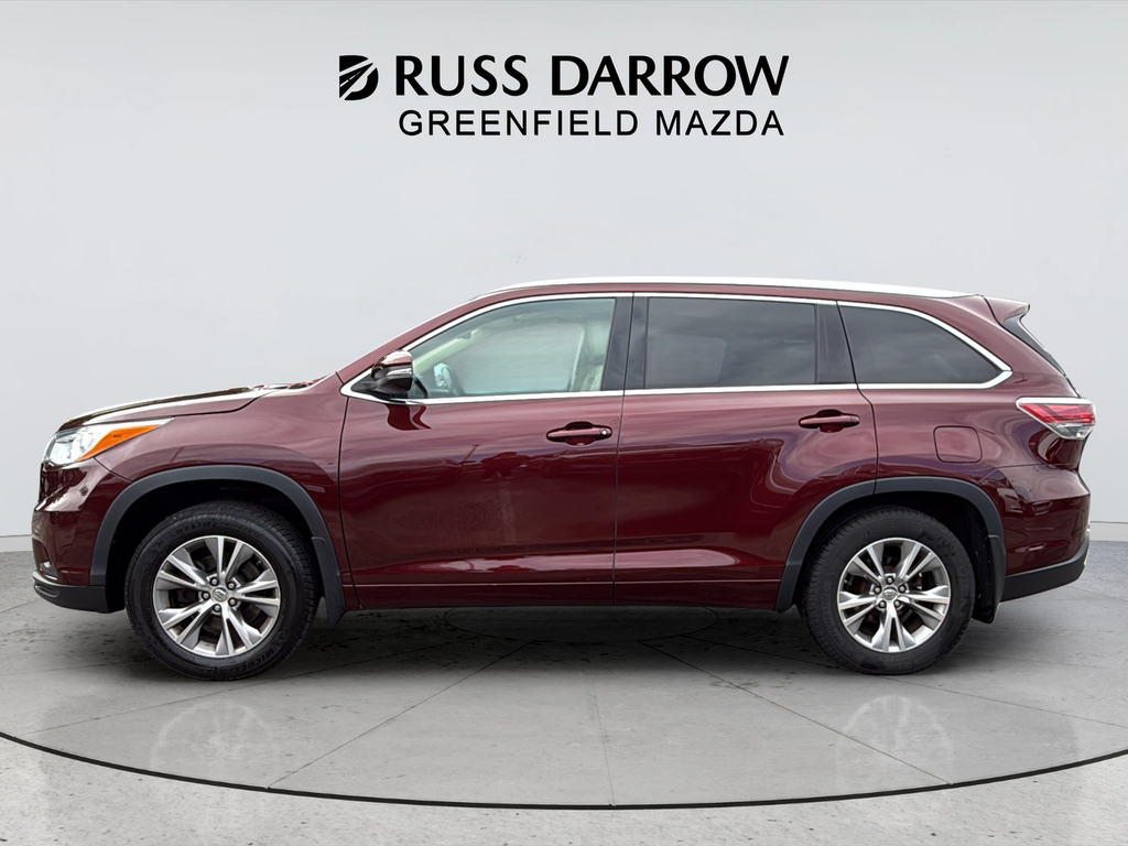 Used 2014 Red Toyota XLE V6 image 2