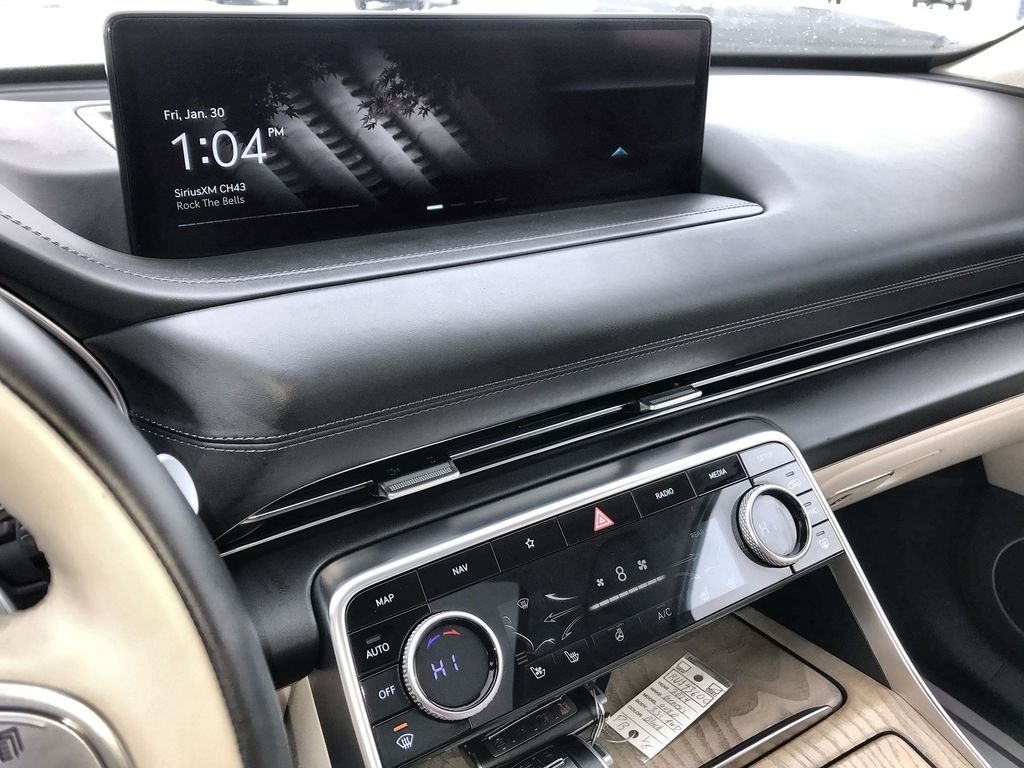 Used 2024 Gray Genesis 3.5T image 16