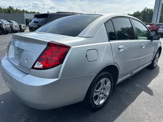 Used 2004 Silver Saturn 2 image 7
