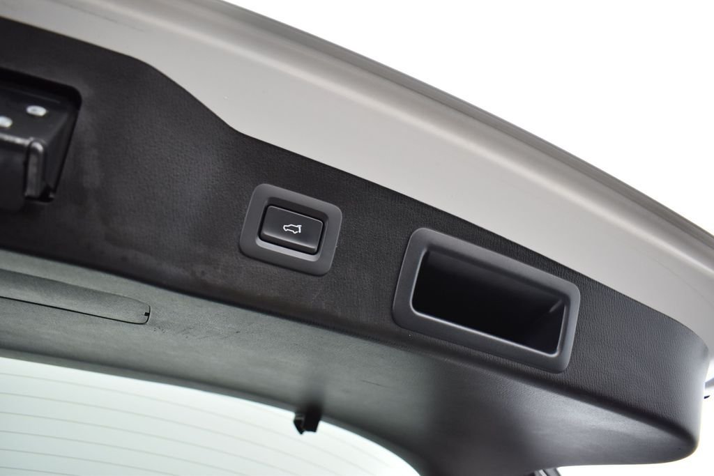 Used 2023 White Mazda 2.5 Turbo image 25