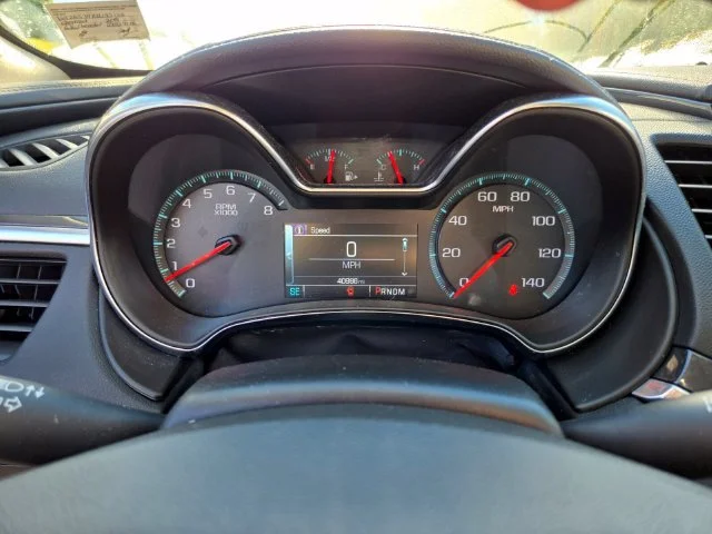 Used 2019 CAJUN RED TINTCOAT Chevrolet LT image 32