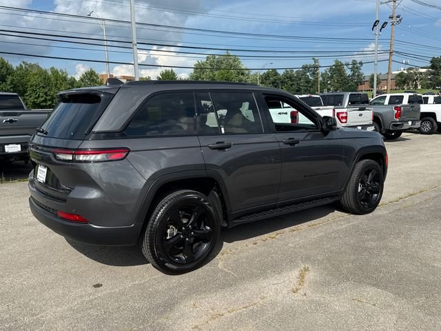 Used 2025 Gray Jeep Limited image 5