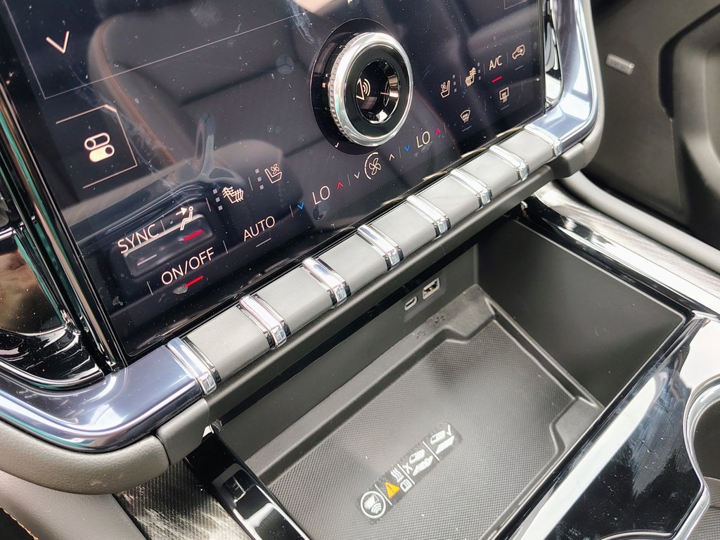 2026 GMC Yukon XL AT4 - Photo 31