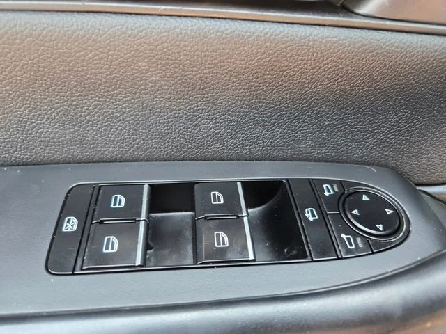 Used 2025 Gray Mazda Premium Plus image 39