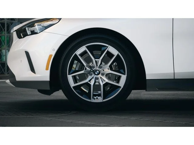 Certified Used 2026 Mineral White Metallic BMW 530i xDrive image 7