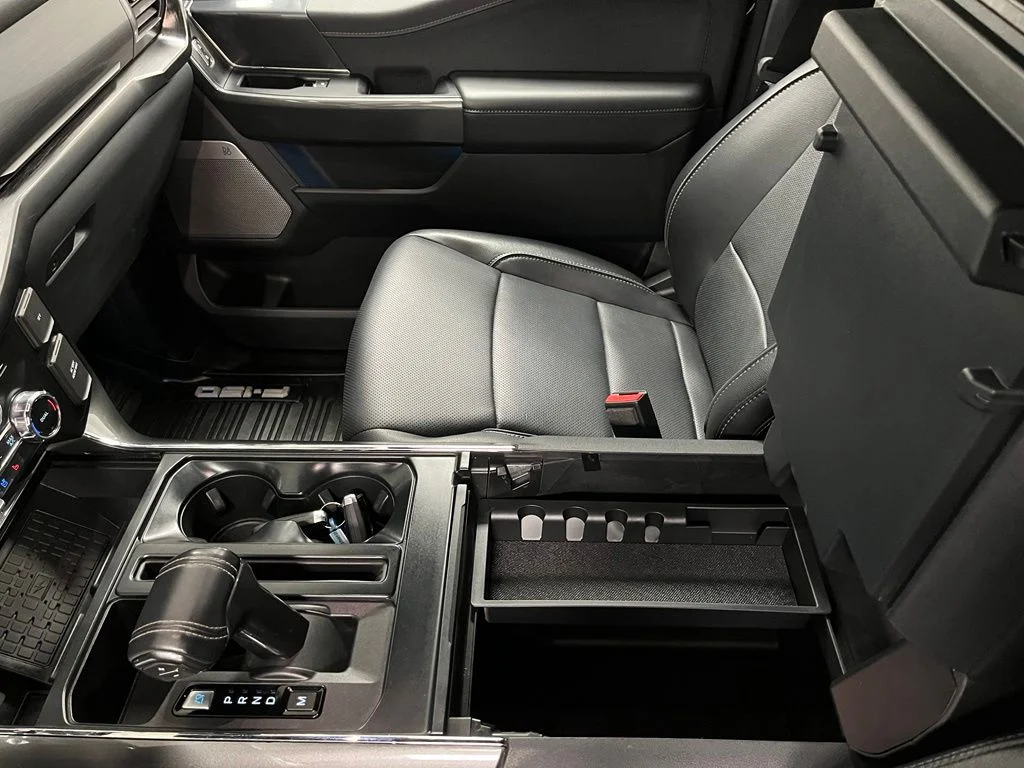Used 2023 Black Ford Lariat image 39