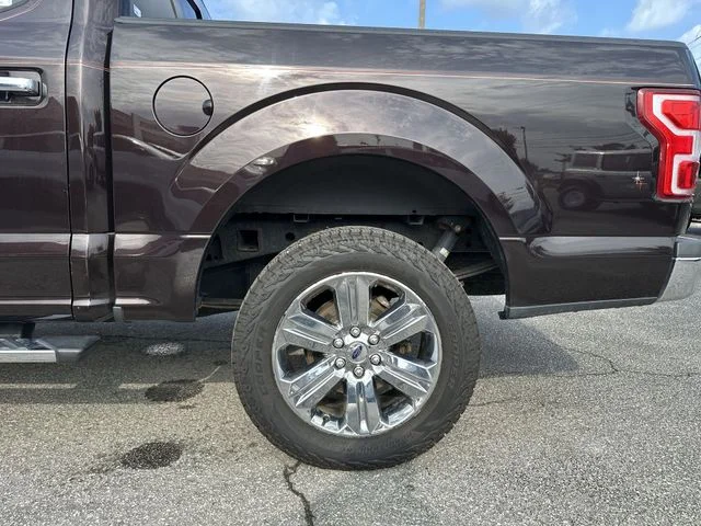 Used 2020 Red Ford XLT image 10