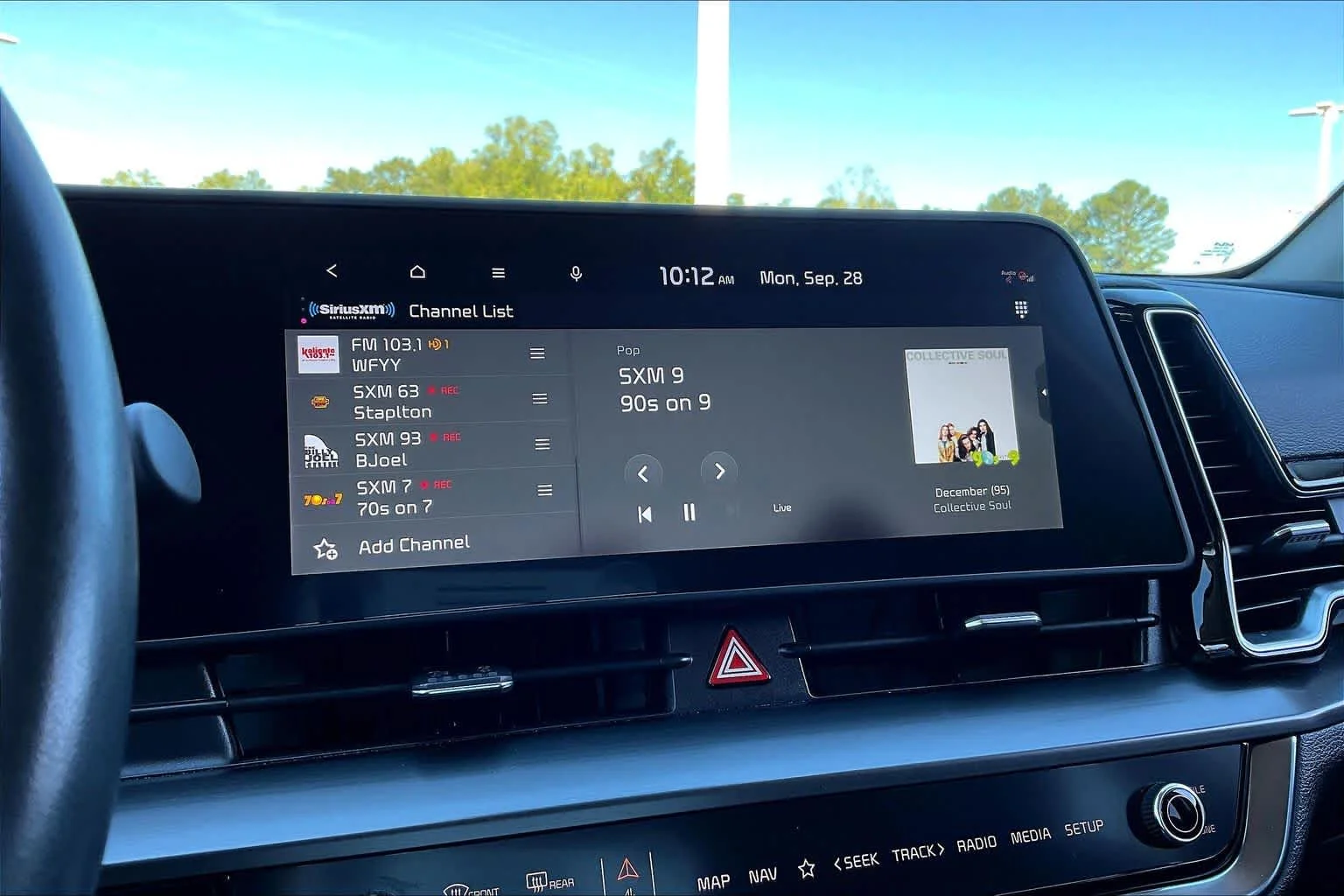 Used 2024 Gravity Gray Kia EX image 31