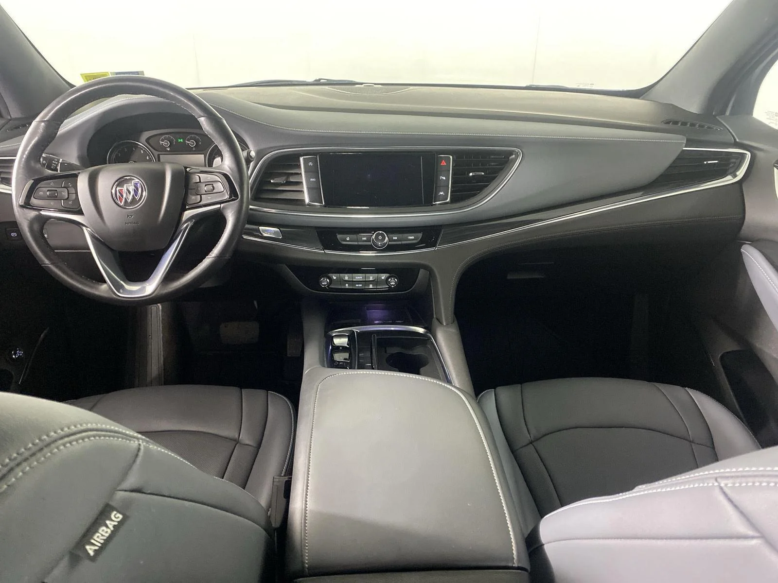 Used 2024 Ebony Twilight Metallic Buick Essence image 25