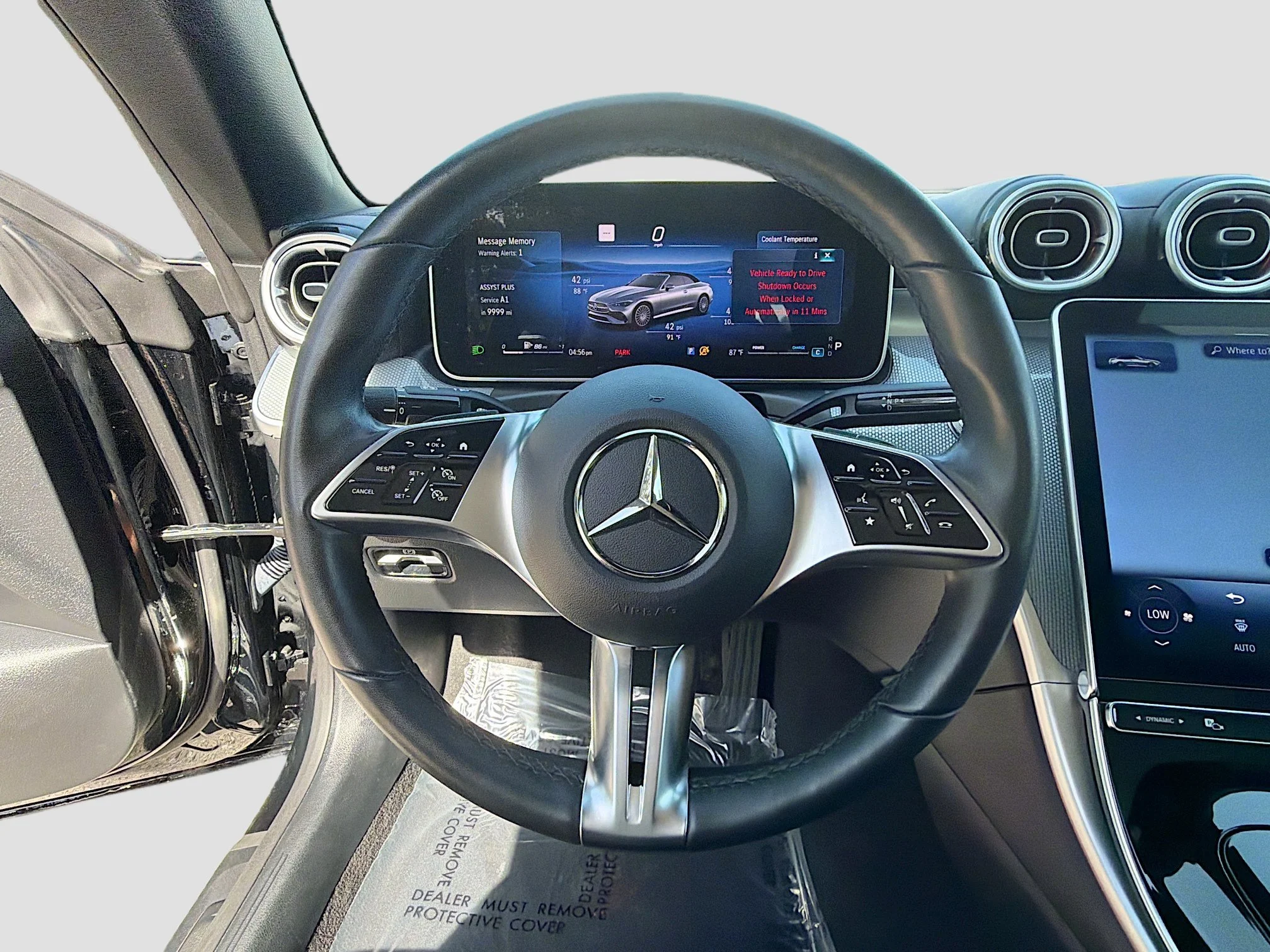 Used 2025 Obsidian Black Metallic Mercedes-Benz CLE 300 image 40