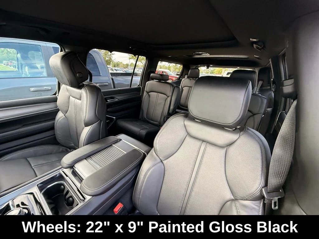 New 2026 High Gloss Black Exterior Paint Jeep Limited Reserve image 22