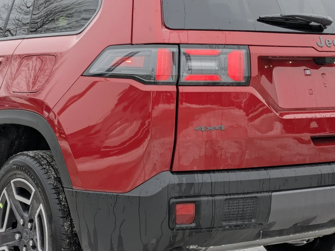 New 2026 Red Jeep Laredo - - 4x4 - 1.6L Turbo Hybrid - 12.3 Uconnect 5 Display - Selec-Terrain System & More! image 13