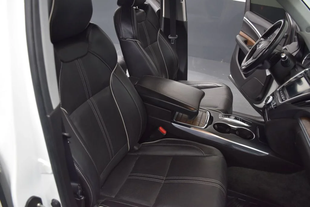 Used 2017 White Acura 3.5L image 29