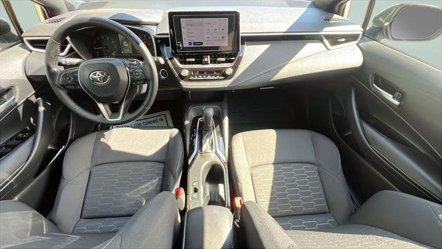 Certified Used 2025 CLASSIC SILVER METALLIC Toyota  image 10