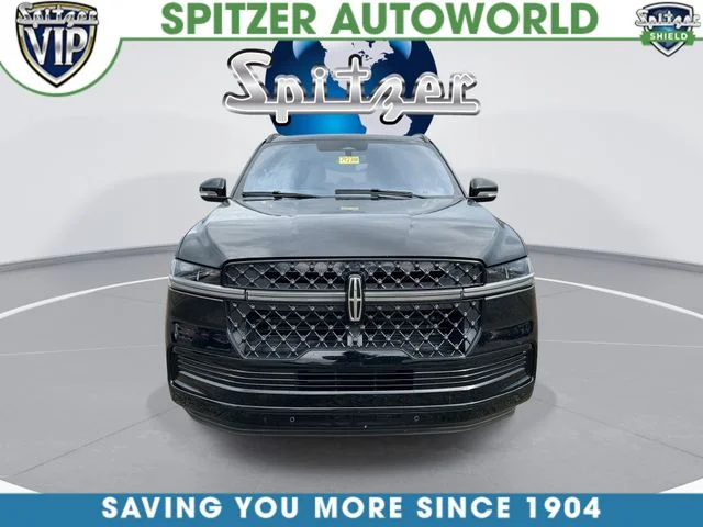 Certified Used 2025 Black Metallic Lincoln Reserve image 3