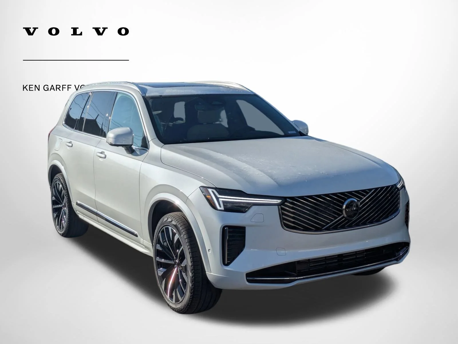 2026 Volvo XC90 T8 Recharge Plus Bright 7-Seat 4WD's photo