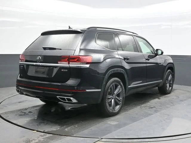 Used 2021  Volkswagen 3.6L V6 SE w/Technology R-Line image 9