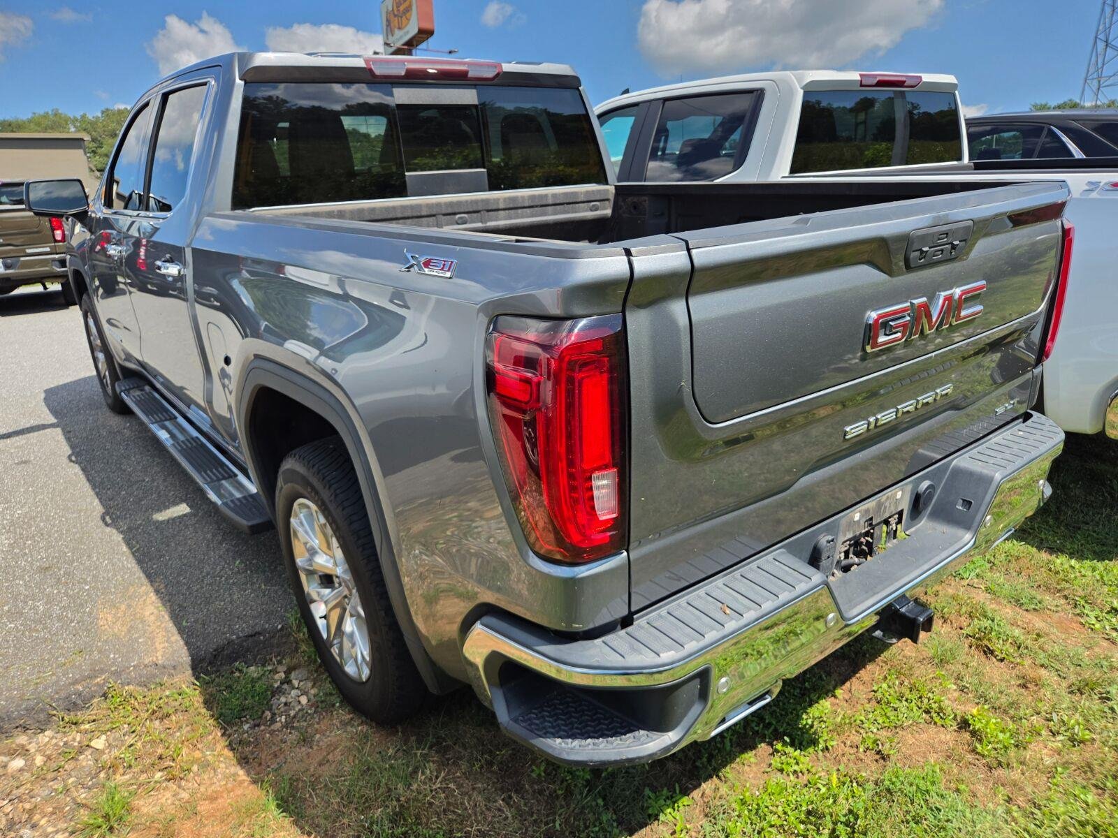 Used 2020 SATIN STEEL METALLIC GMC SLT image 9