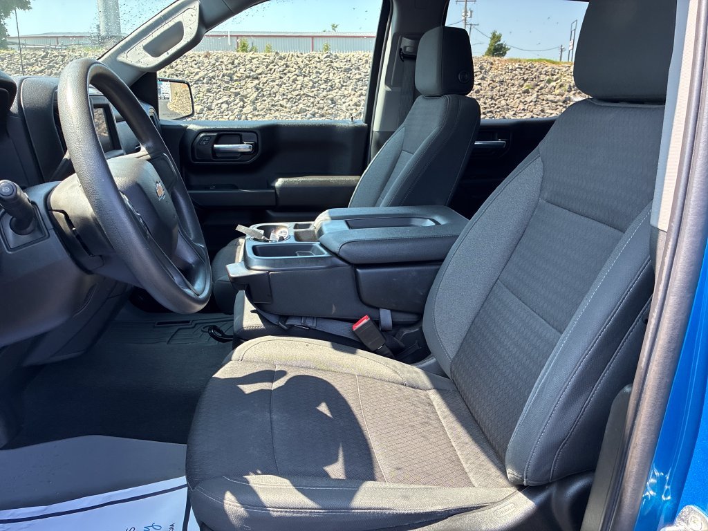 Used 2022 Blue Chevrolet Custom image 10