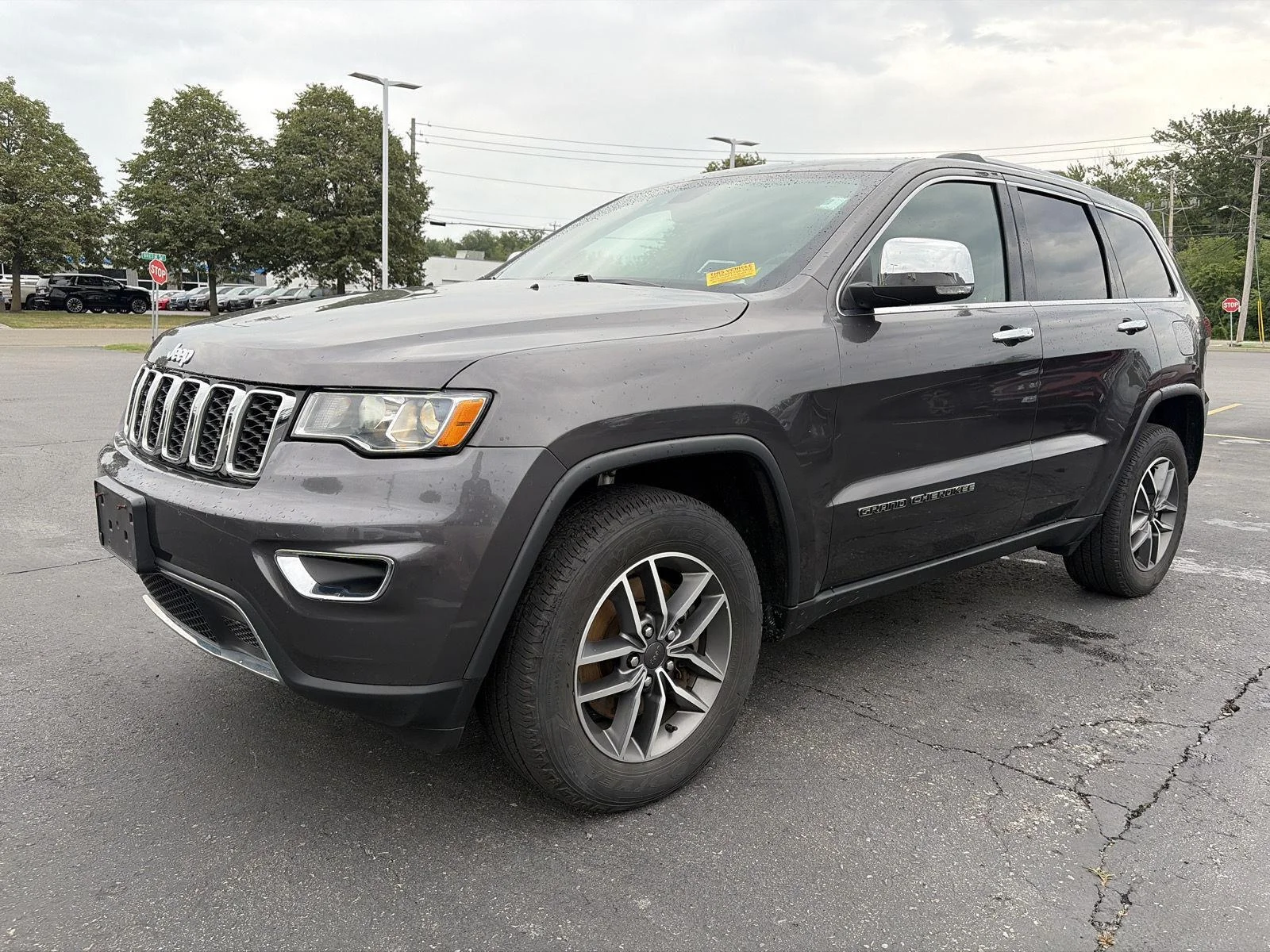 Used 2021 Granite Crystal Metallic Clearcoat Jeep Limited image 3