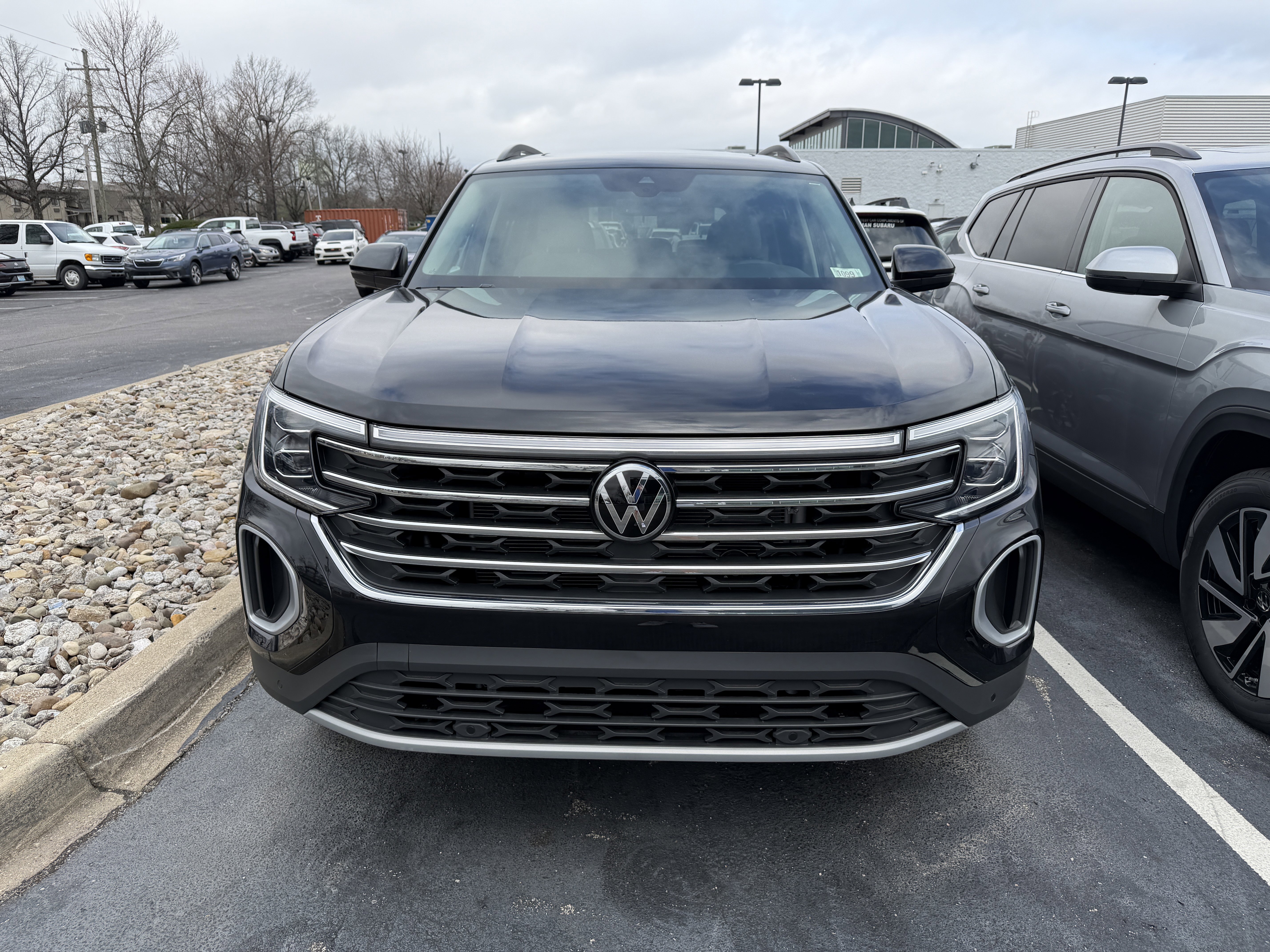 New 2026 Deep Black Pearl Volkswagen 2.0T SE w/Technology image 3