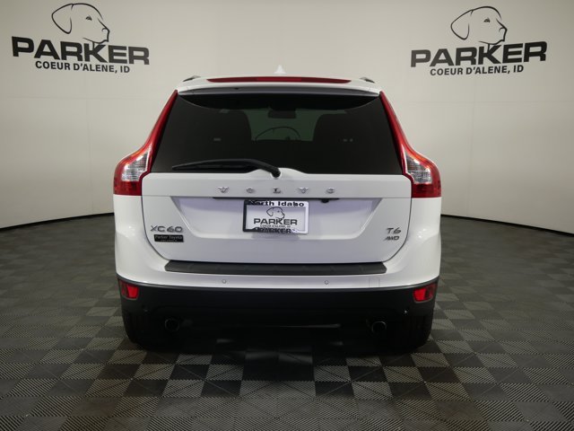Used 2013 Ice White Volvo T6 w/ Platinum Pkg & Climate Pkg image 6
