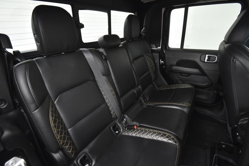 Certified Used 2021 Black Clearcoat Jeep Overland image 21