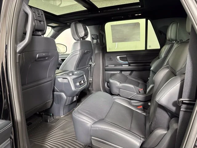New 2026 Agate Black Metallic Ford MAX Platinum® image 12