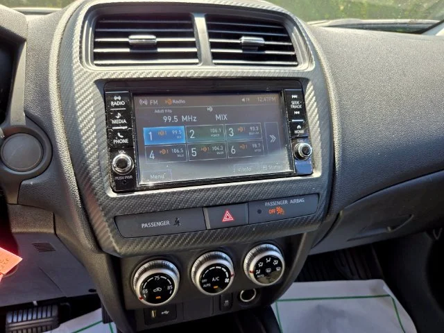 Used 2024 White Mitsubishi 2.0 ES image 26