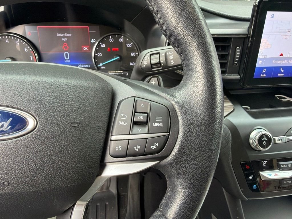 Used 2020 White Ford Limited image 20