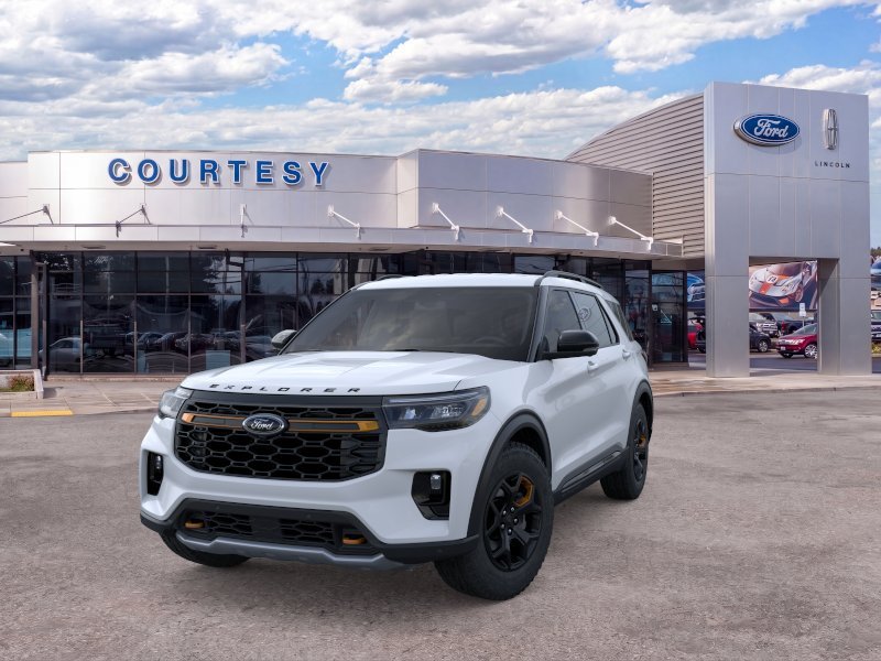 New 2026 Space White Metallic Ford Tremor® image 2