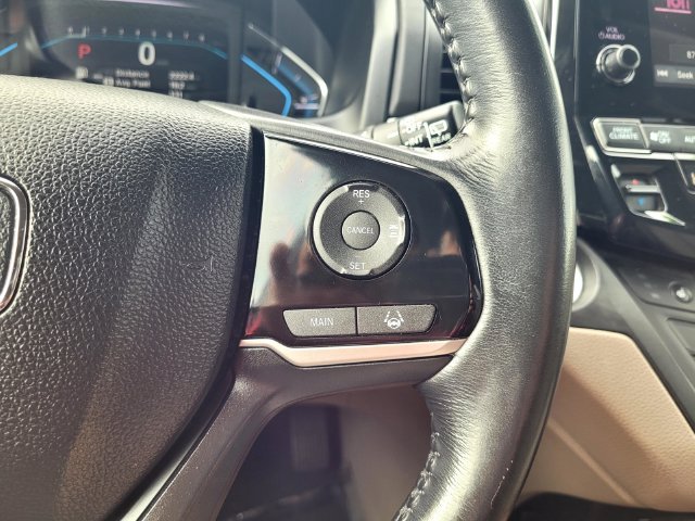 Used 2020  Honda Touring image 23