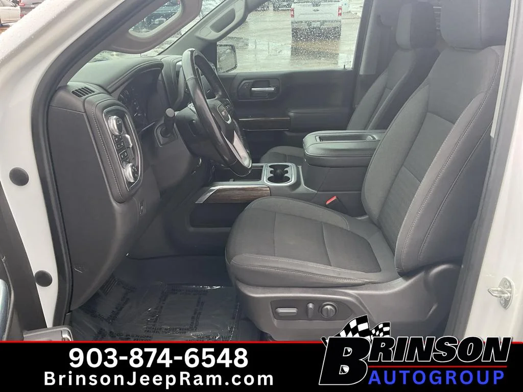 Used 2021 Summit White GMC Elevation image 25