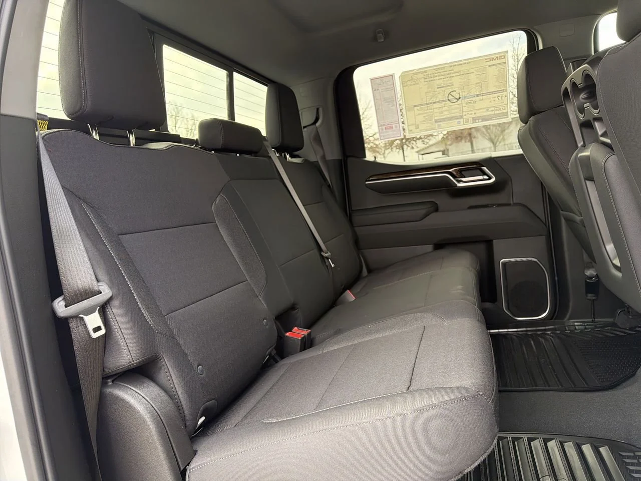New 2026 Summit White GMC SLE image 22