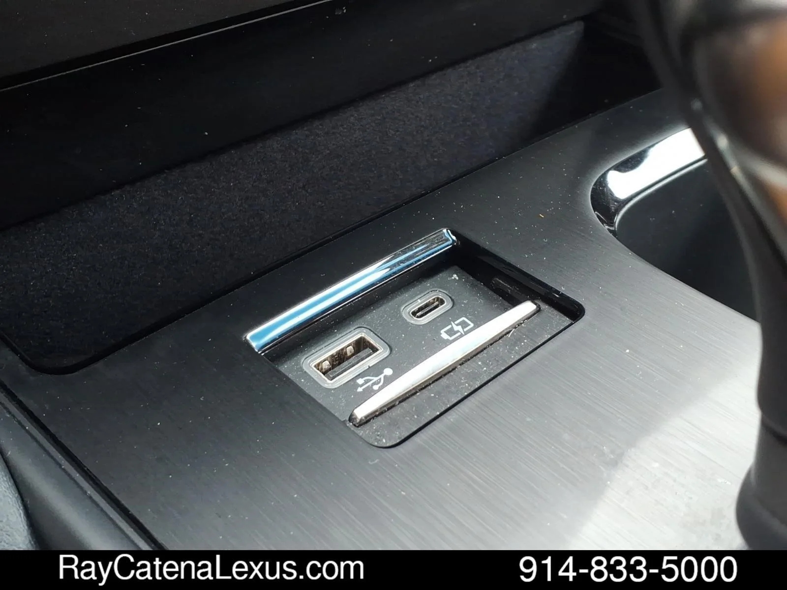 Certified Used 2024 Iridium Lexus 4D Sedan image 21