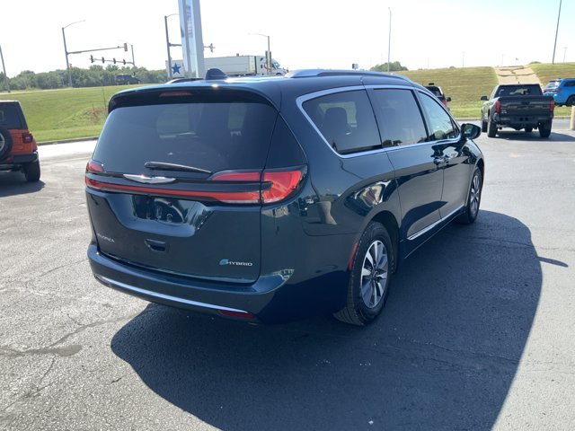 Used 2021 Fathom Blue Pearlcoat Chrysler Hybrid Limited image 15