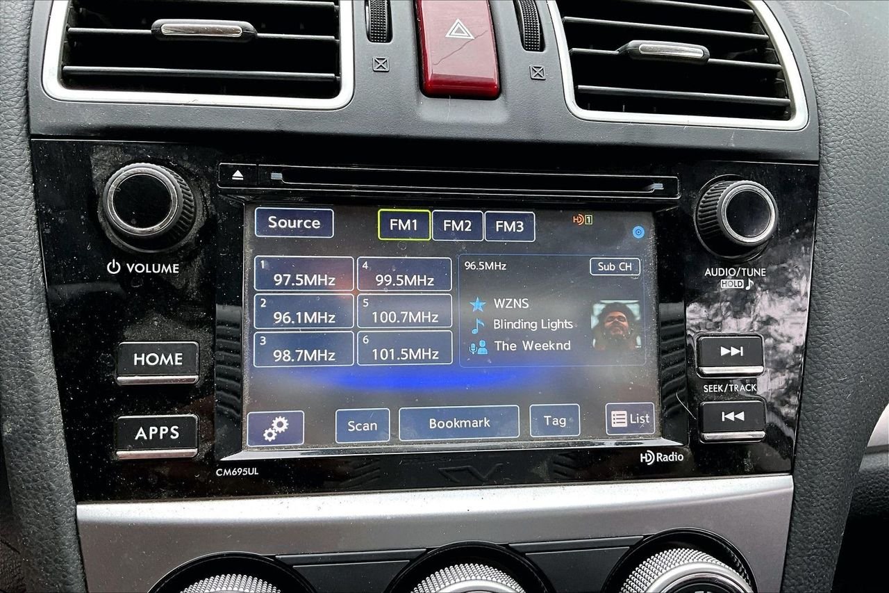 Used 2017 Silver Subaru 2.0i Premium image 21