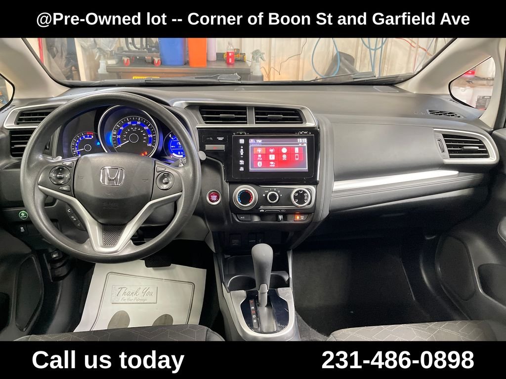 Used 2015  Honda EX-L image 17