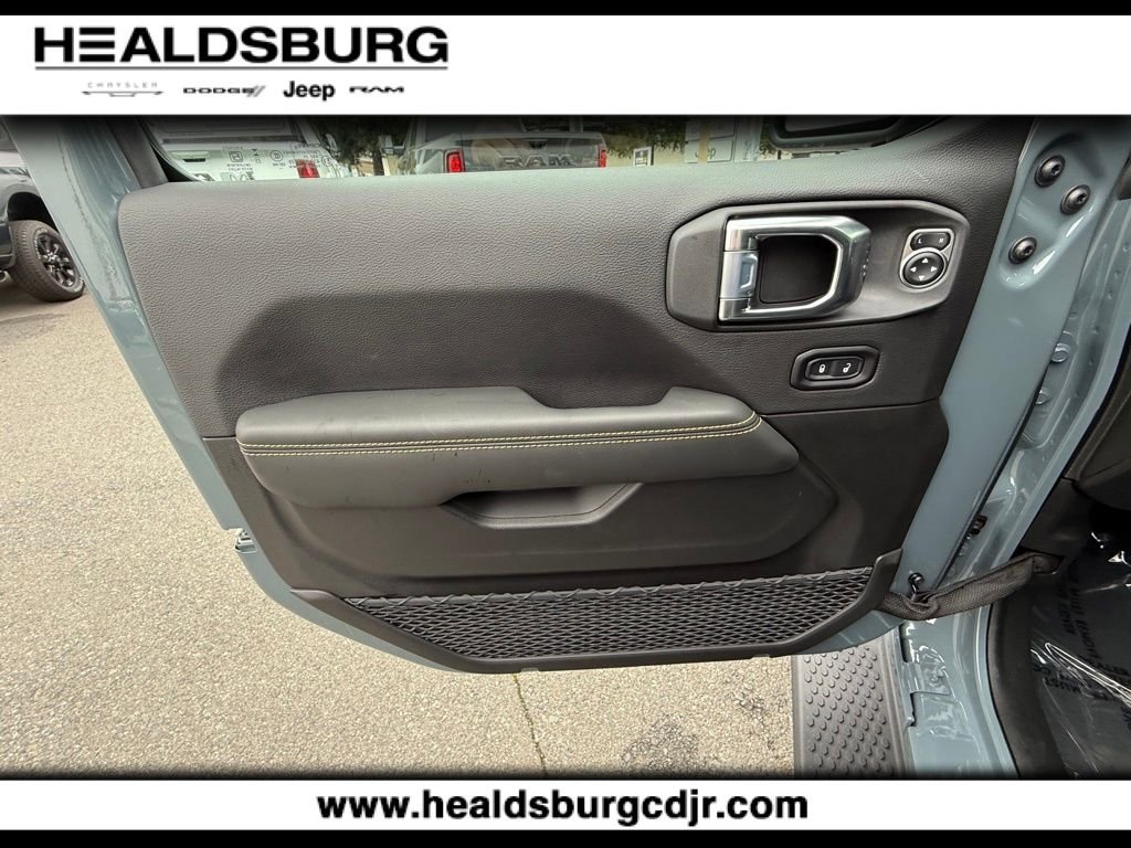 2026 Jeep Wrangler 4-Door Sahara - Photo 10