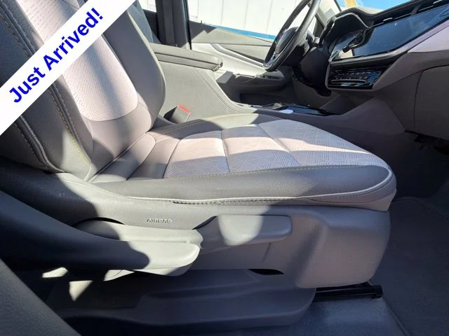 Used 2023 White Chevrolet Premier image 26