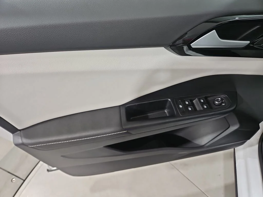 2026 Volkswagen Taos S - Photo 10
