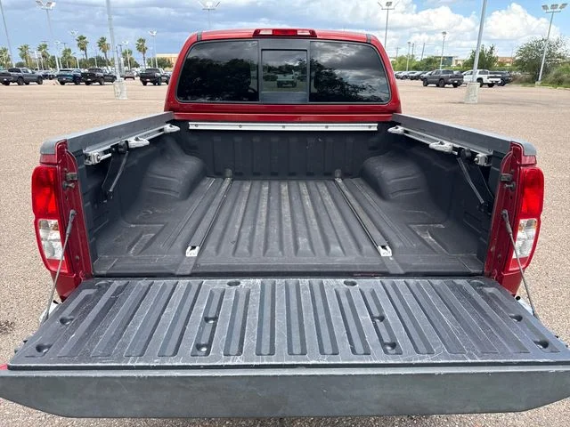 Used 2016 Red Nissan SV image 11