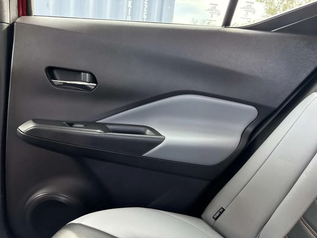 Used 2024 Red Nissan SR image 18